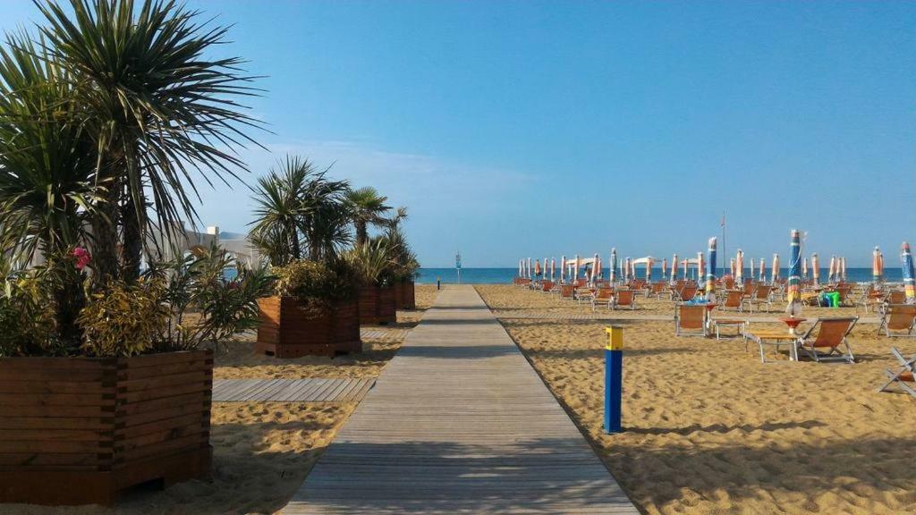 Flats Valbella Appartement Bibione Buitenkant foto
